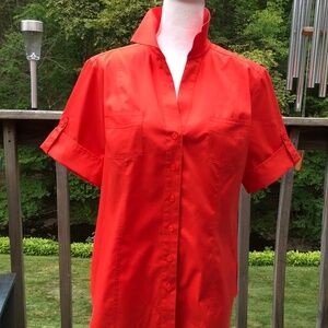 Chico’s size 2 (L) 100% cotton tomato red short-sleeve button up shirt